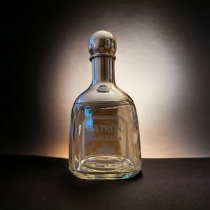 PATRON Tequila Margarita Shaker Glass Bottle 18oz Chrome Cocktail Mixer